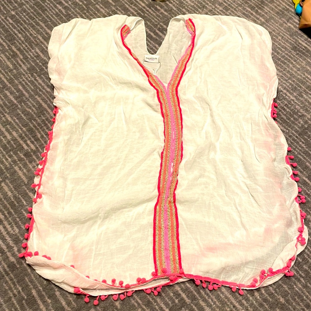 Pom Pom coverup